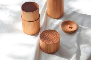 ICHI TSUTSU 木製の茶筒